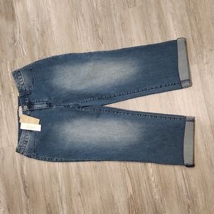 Chico’s WOMEN'S Girlfriend Cuffed Leg Capri 0 S 4 New W/Tags Denim Jeans…